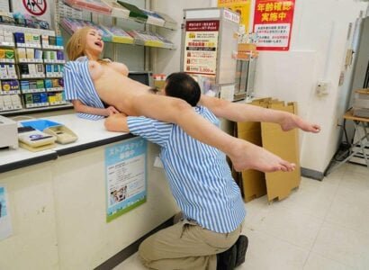 Tán tỉnh cô bé xinh đẹp và kiêu ngạo